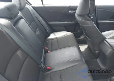 2016 Honda Accord Sport z USA, uszkodzony, nr VIN 1HGCR2F58GA076752